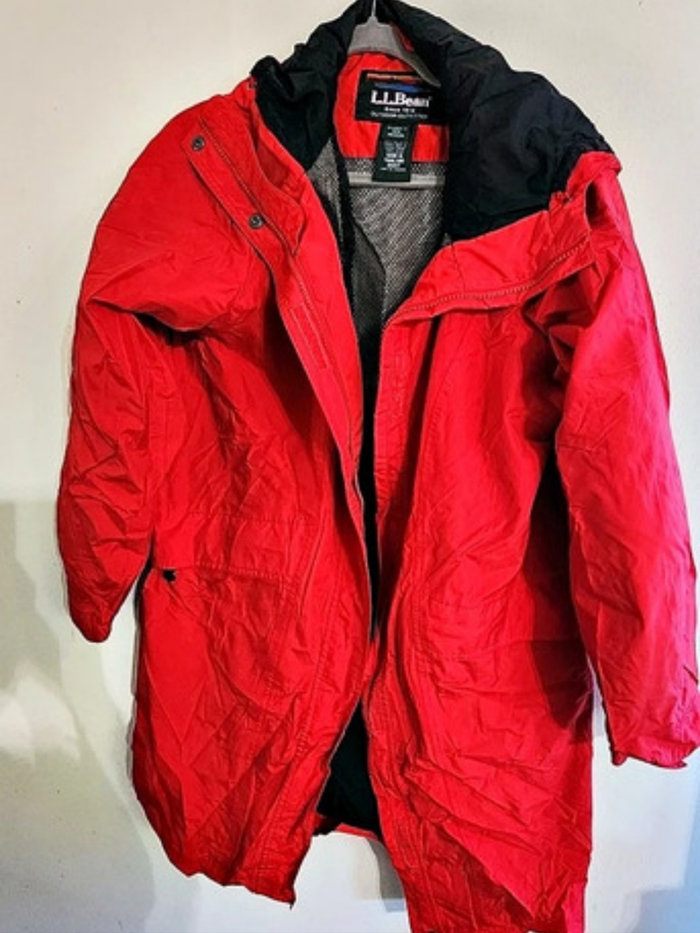 L.L. Bean Vintage Gore-Tex Red Black Waterproof Outdoor Rain Jacket Size Medium